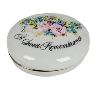 Vtg floral Rose porcelain trinket box 22k gold